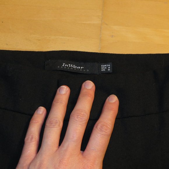 IN WEAR black wool blend pants 4 S - Picture 3 of 7